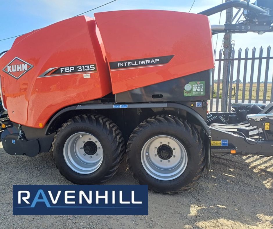 FBP3135 KUHN DEMO BALER