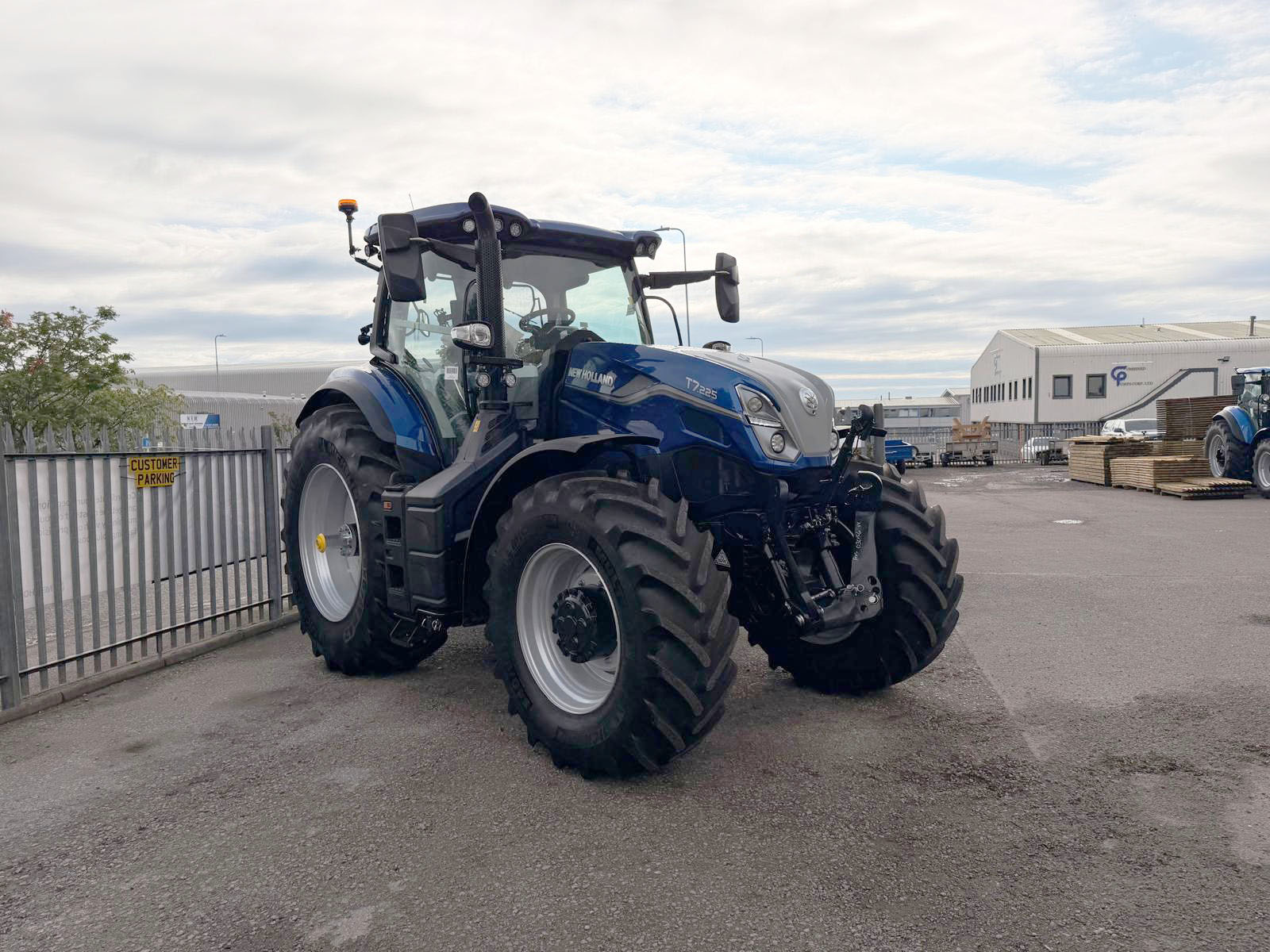 T7.225 AC NEW HOLLAND DEMO