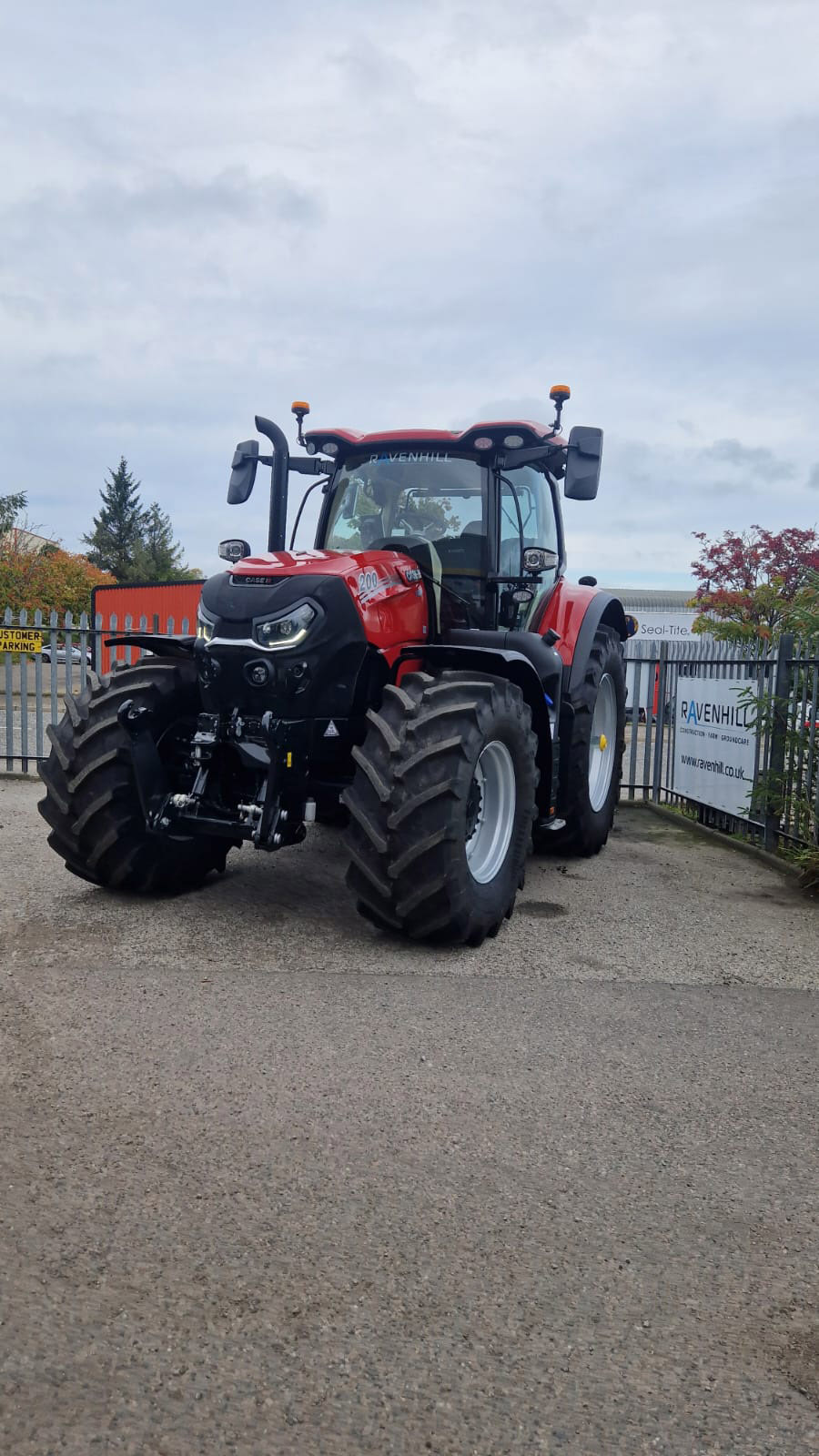 PUMA 200CVX CASE TRACTOR